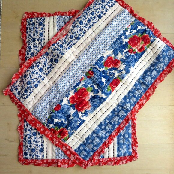 The Pioneer Woman Heritage Floral Standard Quilted Sham Set 20"x26" Cotton - Picture 1 of 13